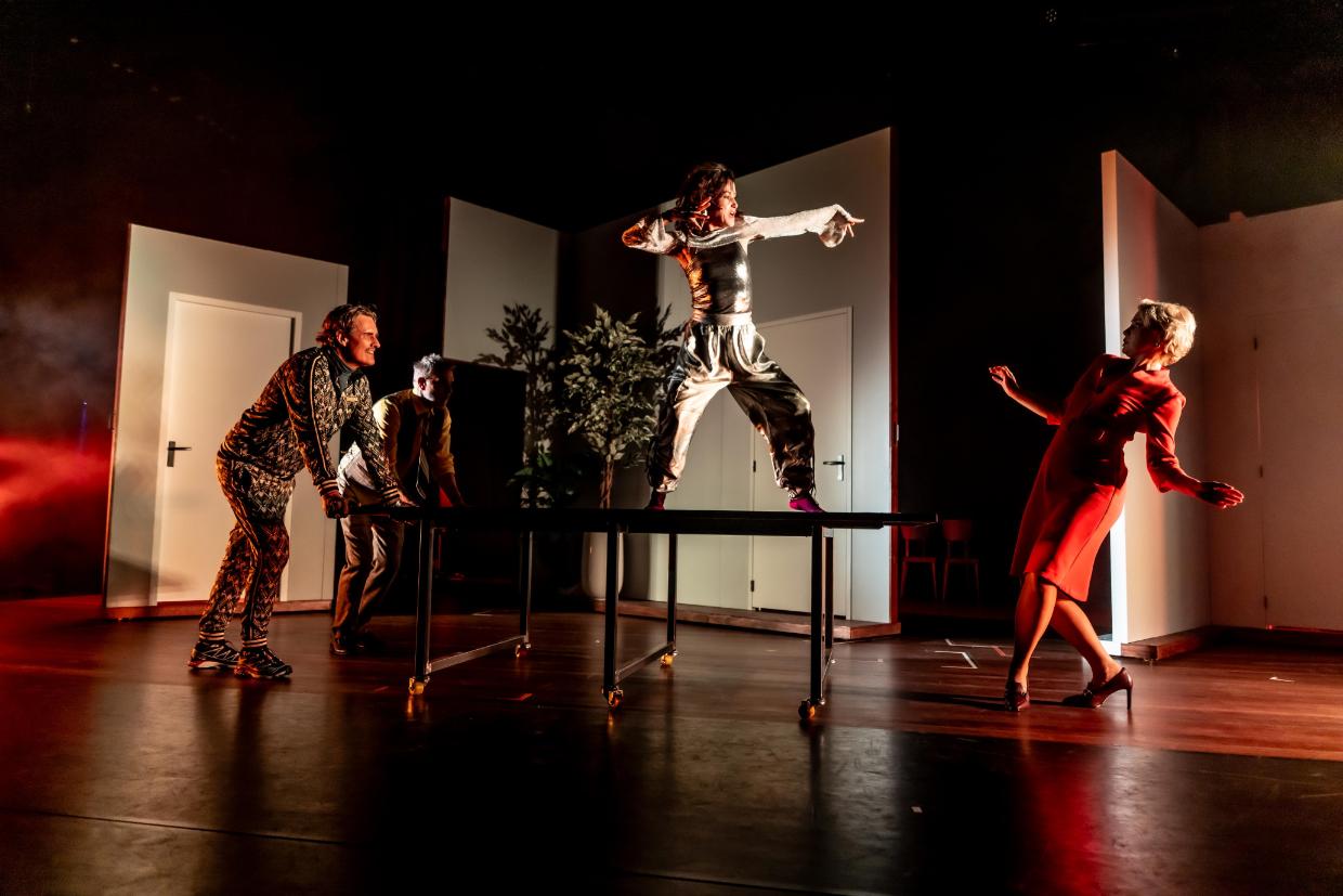 Scènefoto De Opvolgers (C) Willem Van Walderveen 1 LR