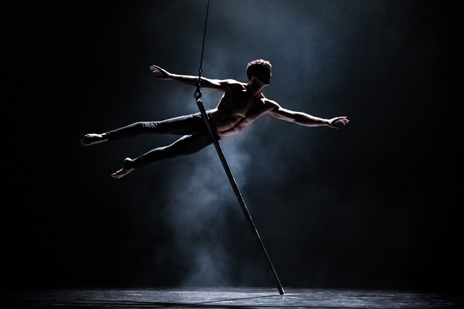 4. Recirquel Paradisium Fotograaf Balint Hirling