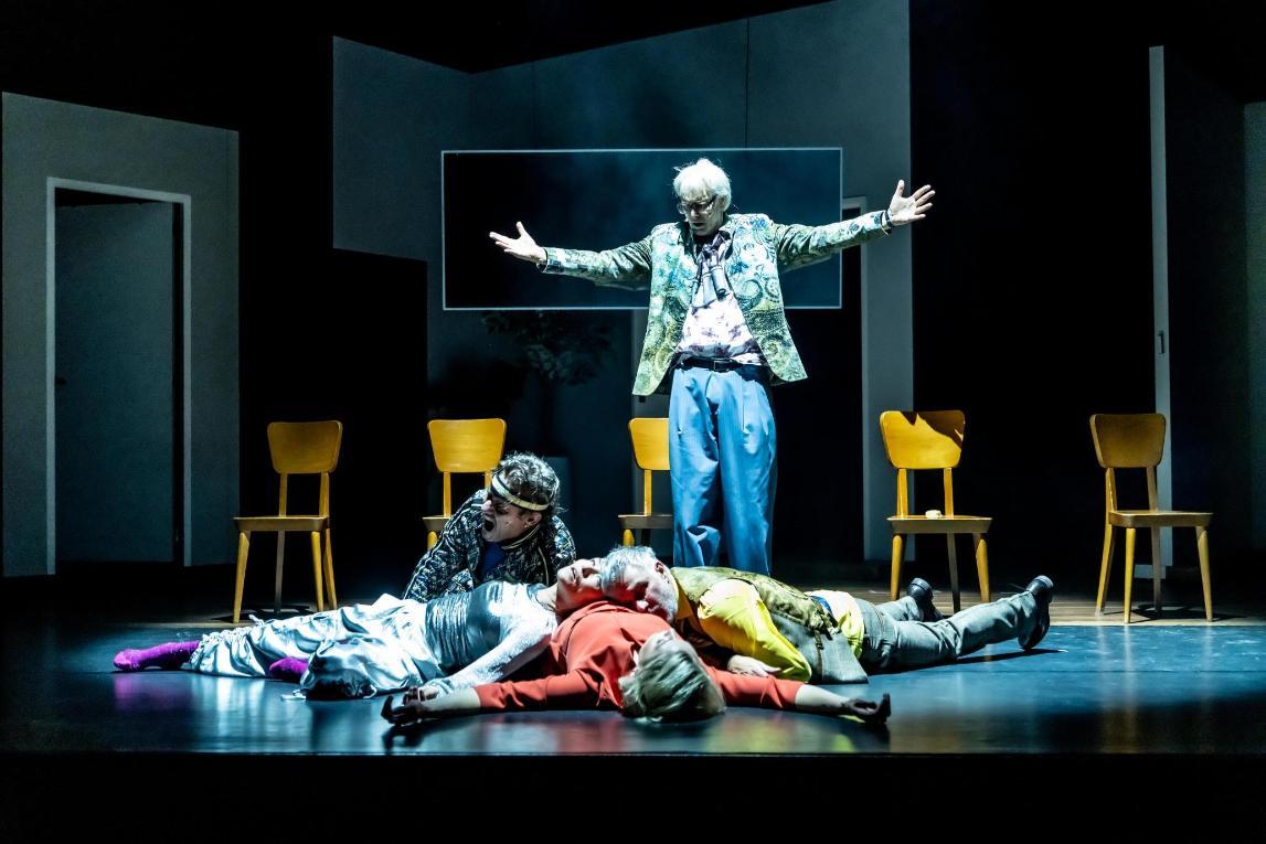 Scènefoto De Opvolgers (C) Willem Van Walderveen 4 LR